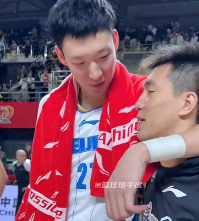 盟美国的洛